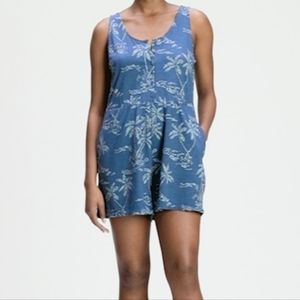 GAP Sleeveless Blue Palm Tree Print Button-Front Romper with Pockets siz…
